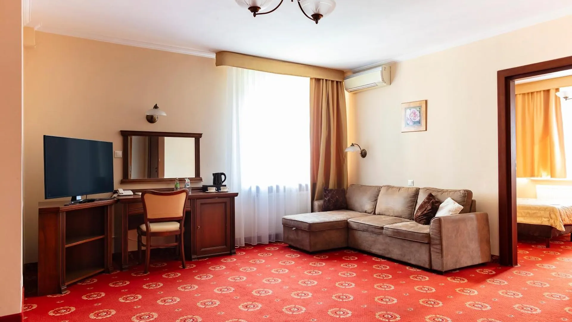 Hotel Arkadia Royal Varšava 3*,  Polsko